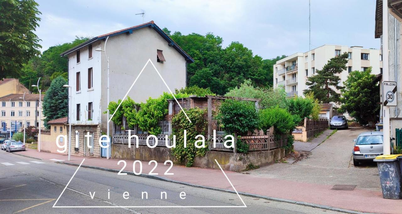 Pont-Eveque Houlala - Relais D'Etape - Chambres D'Hotes المظهر الخارجي الصورة