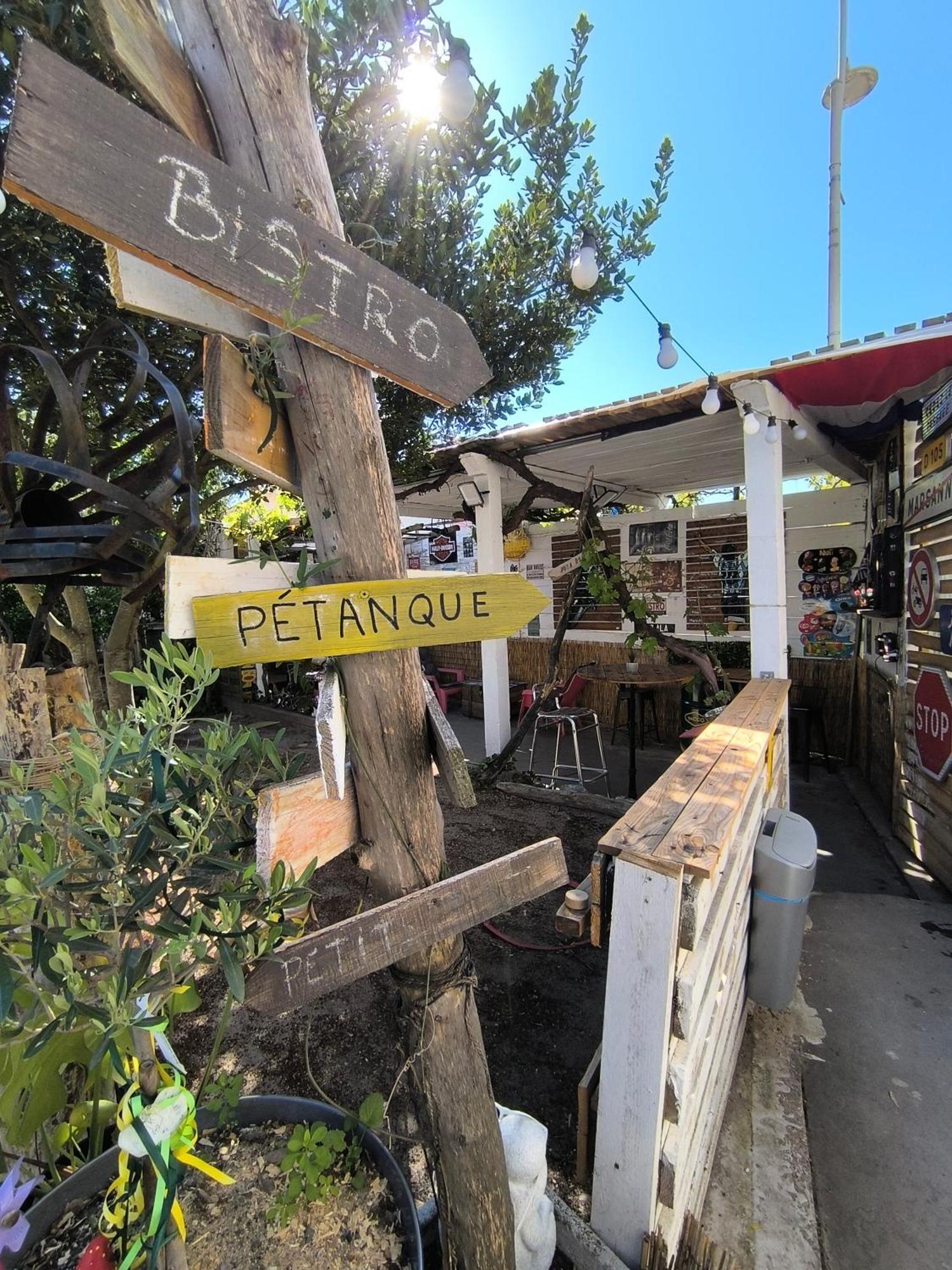 Pont-Eveque Houlala - Relais D'Etape - Chambres D'Hotes المظهر الخارجي الصورة